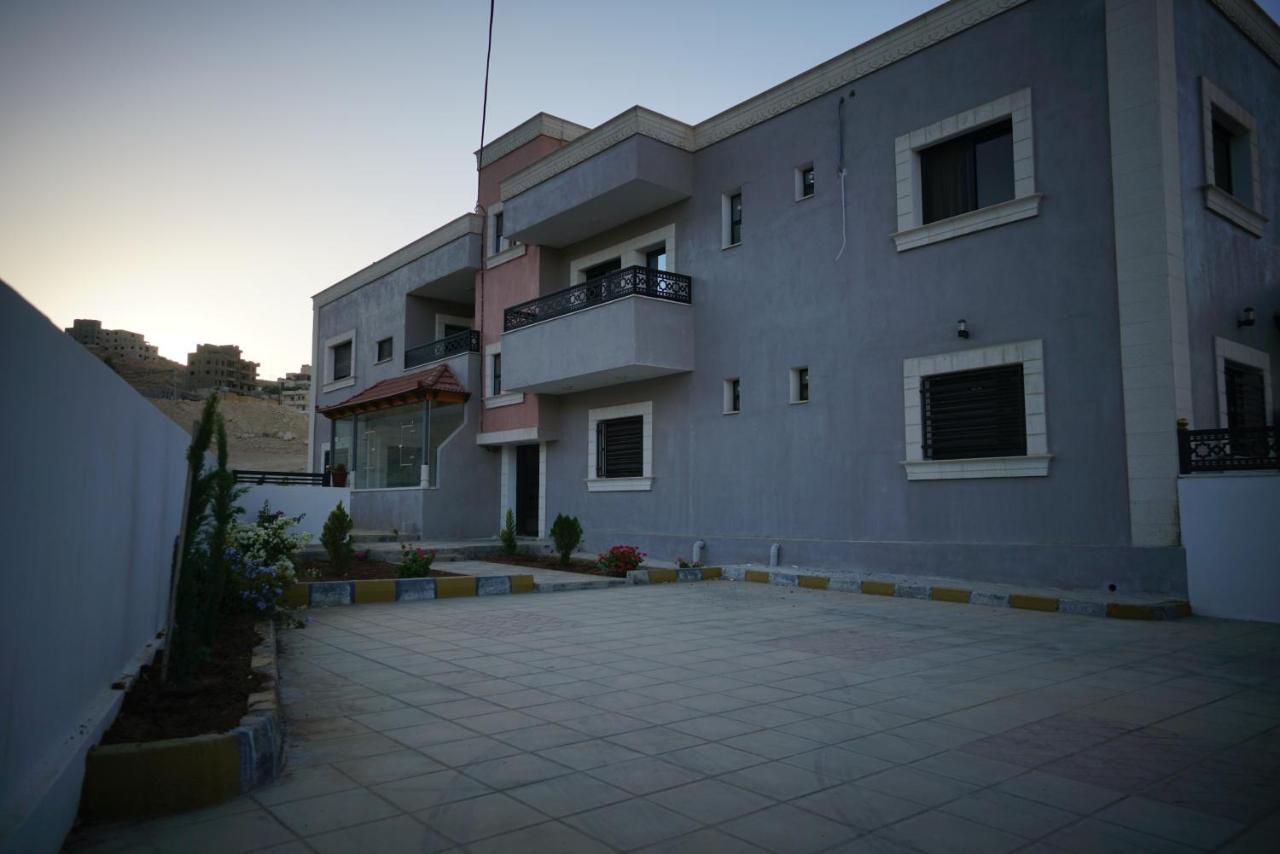 Amro Petra Apartment Ваді-Муса Екстер'єр фото