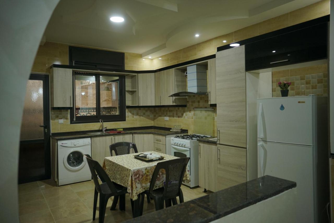 Amro Petra Apartment Ваді-Муса Екстер'єр фото